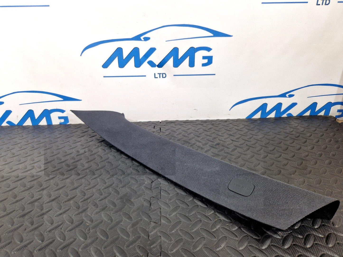 12-18 MERCEDES BENZ W176 PASSENGER SIDE A PILLAR COVER TRIM A1766900025