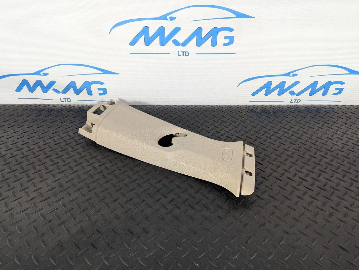 14-21 BMW 2 SERIES 218d GRAN TOURER F46 FRONT RIGHT SIDE B PILLAR TRIM 7329588