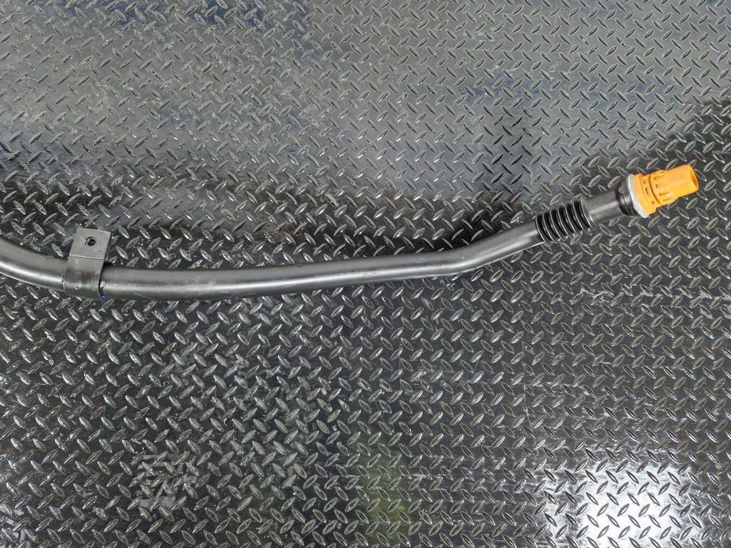 Mercedes-Benz    Unknown A1664710023