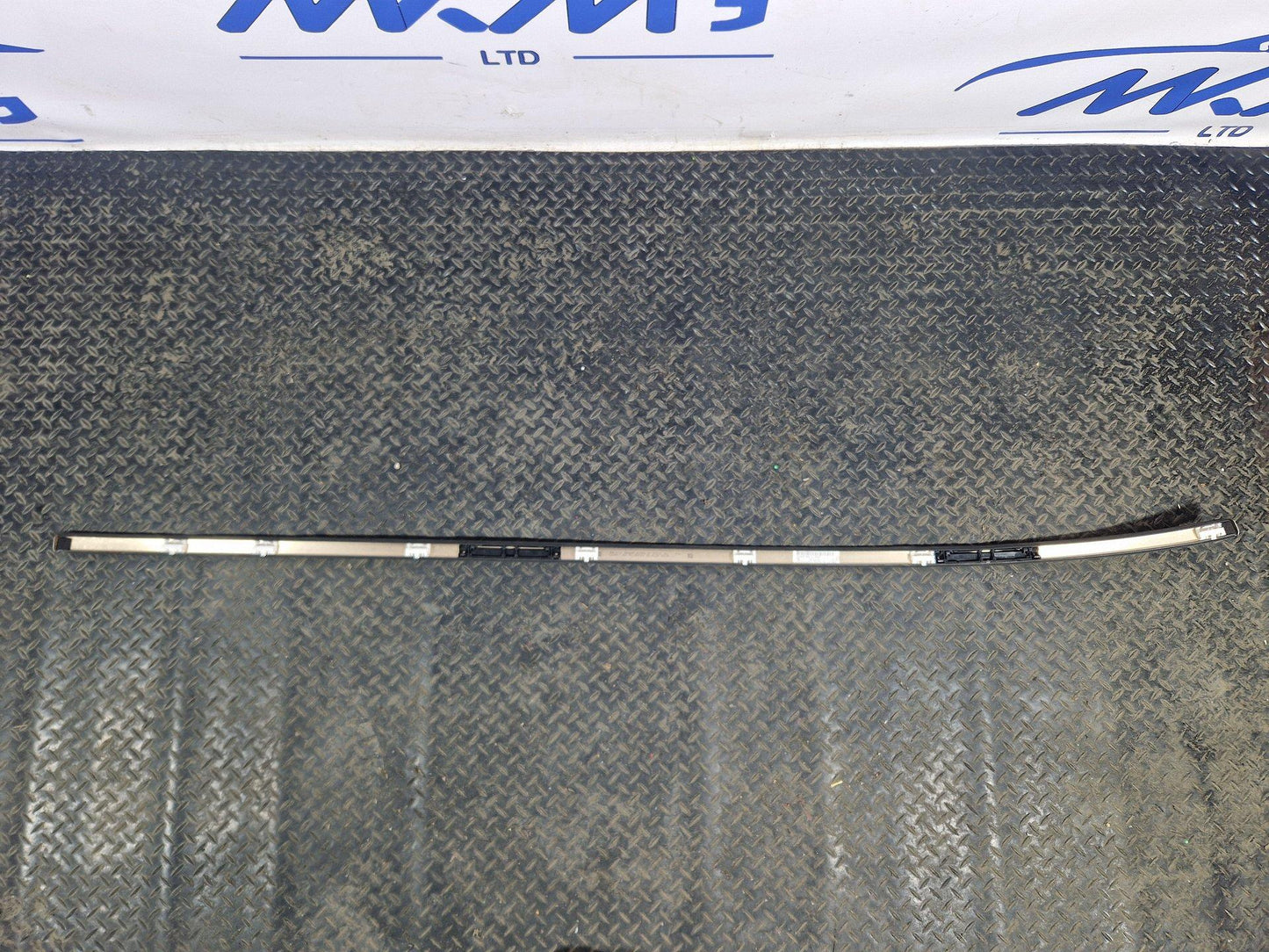BMW 1 Series F40 Roof Railing Moulding Trim Genuine 7453951 7461830