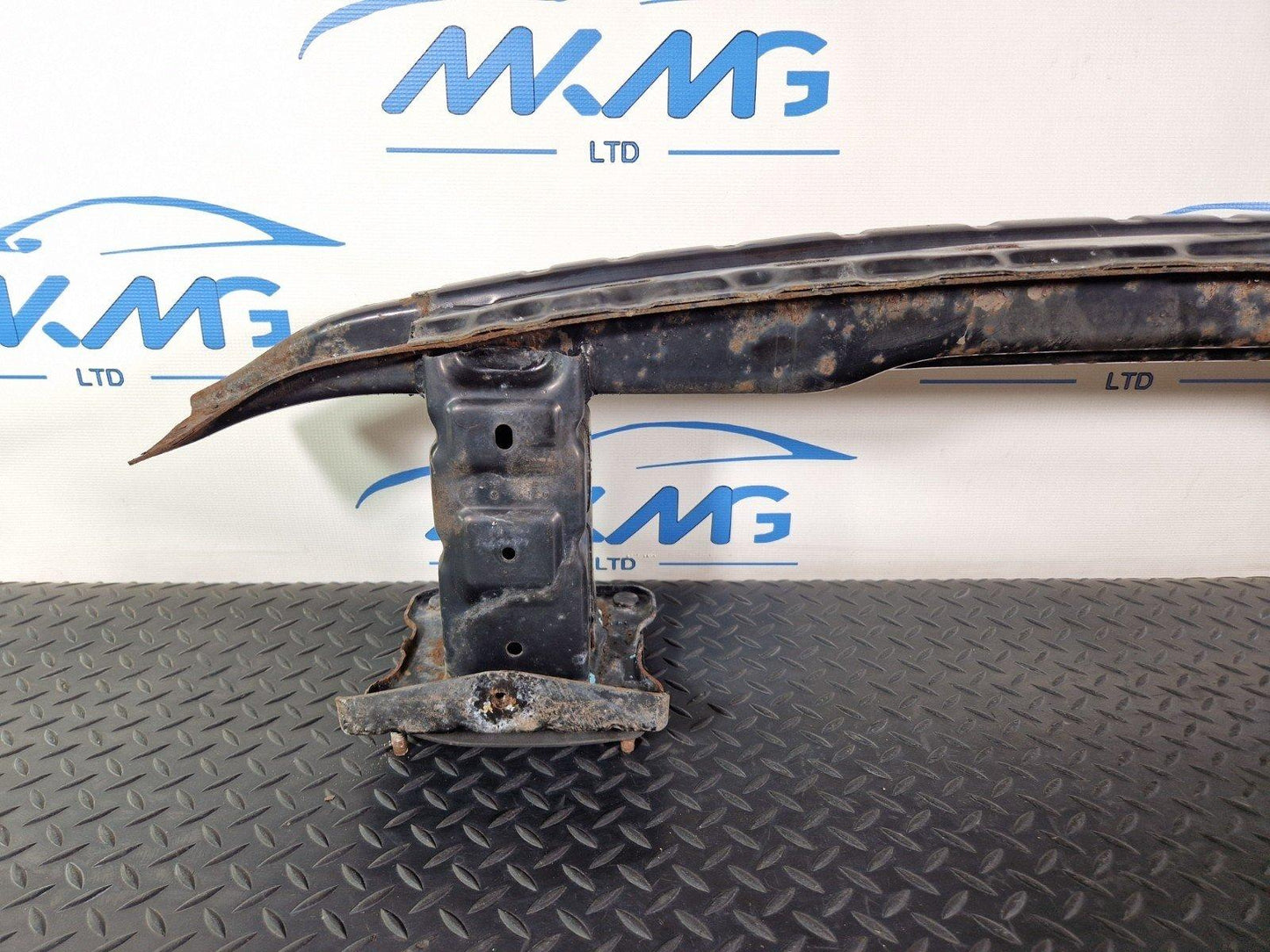 11-19 MERCEDES BENZ ML W166 GENUINE REAR CRASH BAR A1666104200