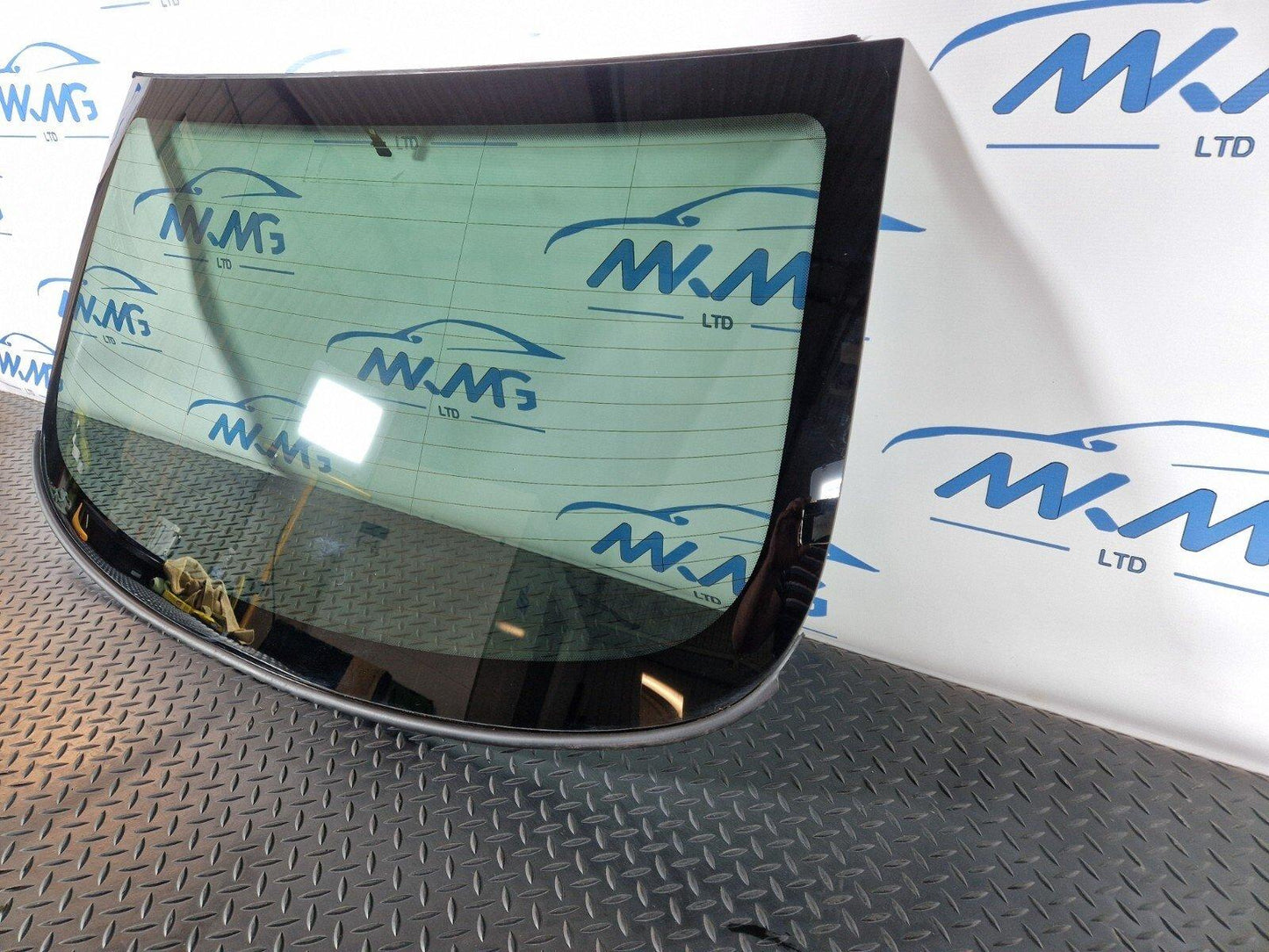 11-18 BMW 6 SERIES F06 GENUINE REAR CENTRE WINDOW GLASS WINDSCREEN 43R-001090