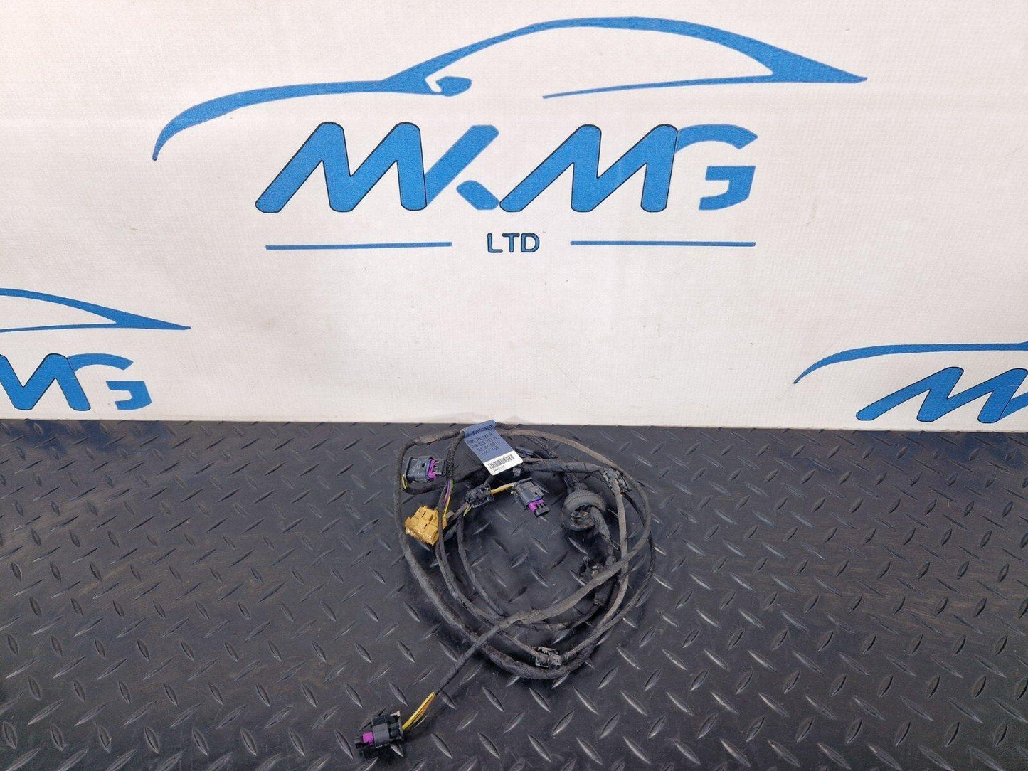 16-19 AUDI A4 B9 GENUINE REAR BUMPER PARKING SENSOR WIRING LOOM 8W0971104A