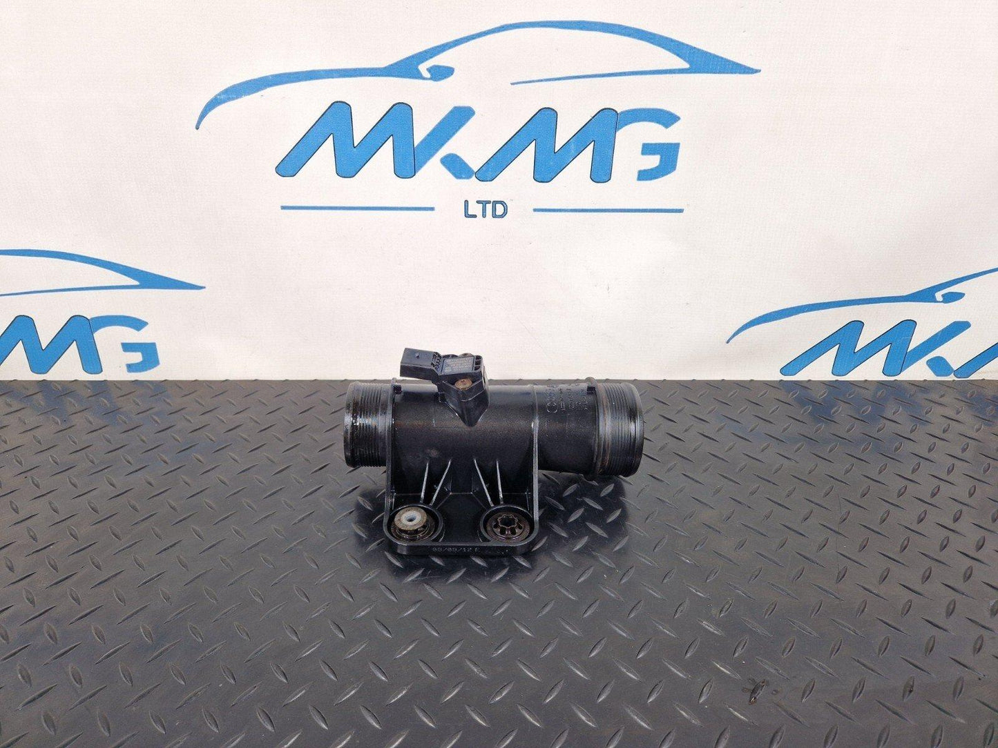 10-18 AUDI A7 4G S-LINE ENGINE PIPE HOSE PRESSURE WITH SENSOR 4G0145673R