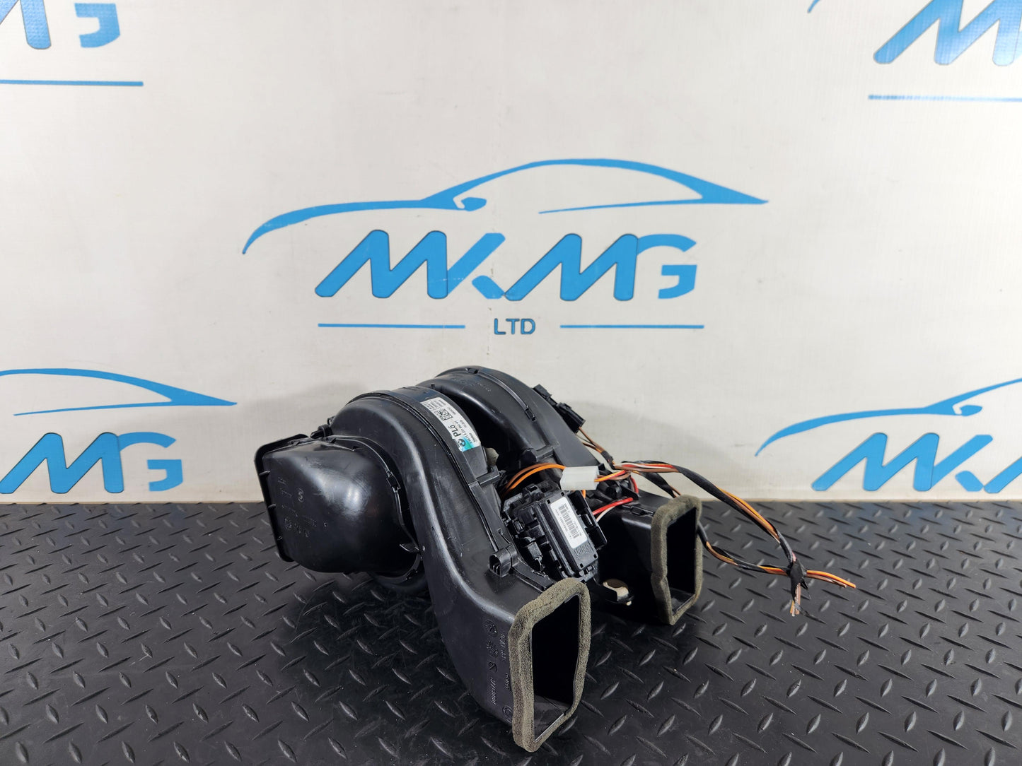 BMW 5 Series M5 F10 Rear Heater Blower Motor Fan 9311853