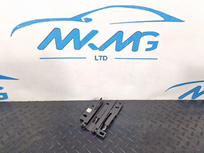 16-19 AUDI A4 B9 BONNET HOOD BOOT LID LOCK CATCH STRIKER RIGHT O/S 8W0823186E