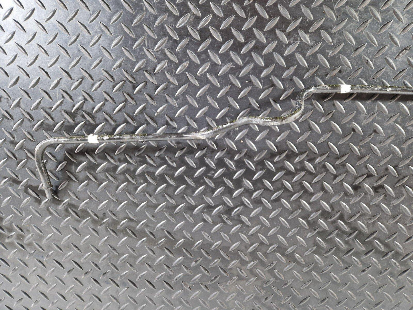 18-ON MERCEDES SPRINTER W907 GENUINE FUEL LINE A9074761200