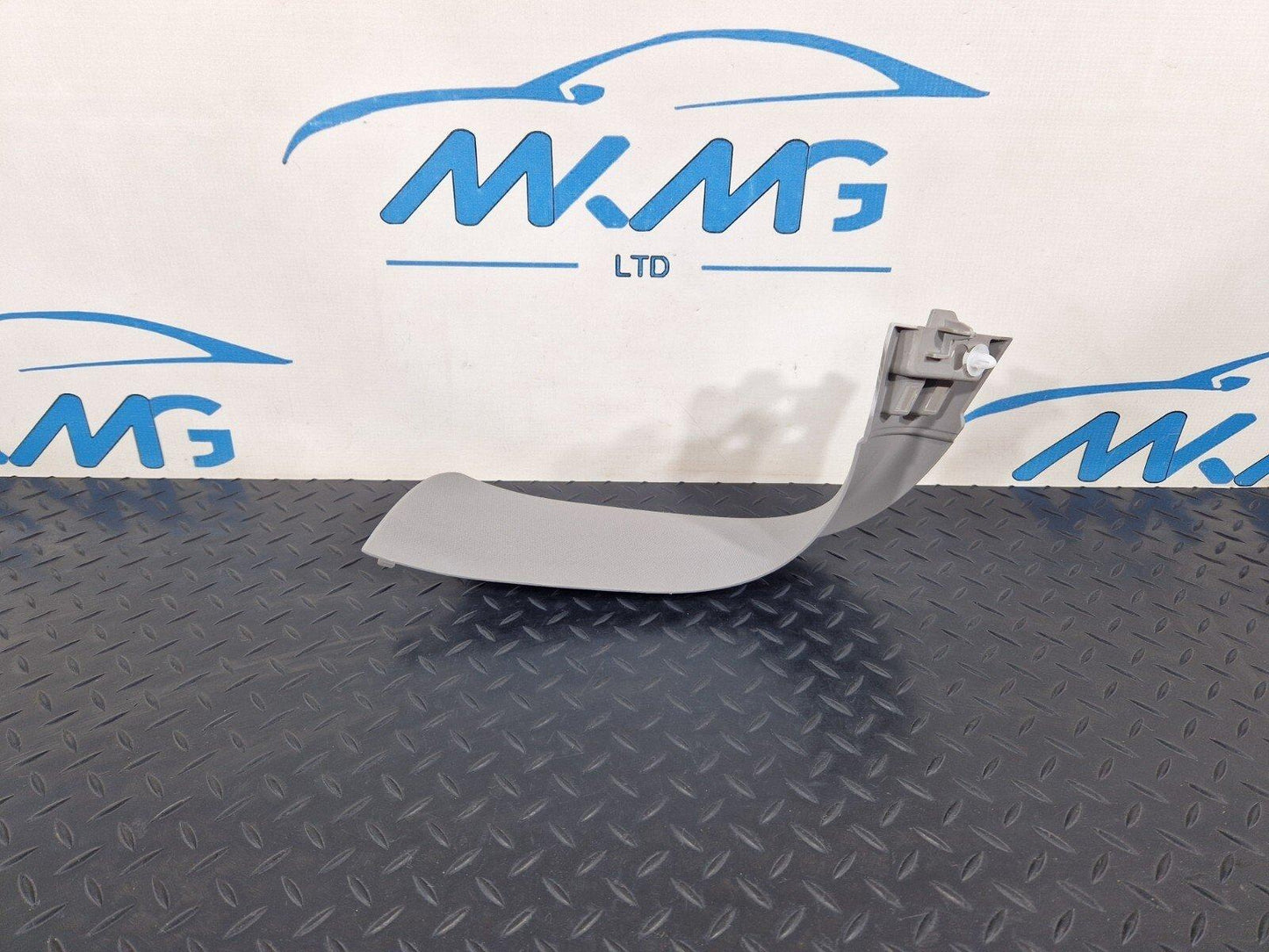 14-21 BMW 2 SERIES F45 F46 218i TAILGATE RIGHT SIDE TRIM PANEL 7318938