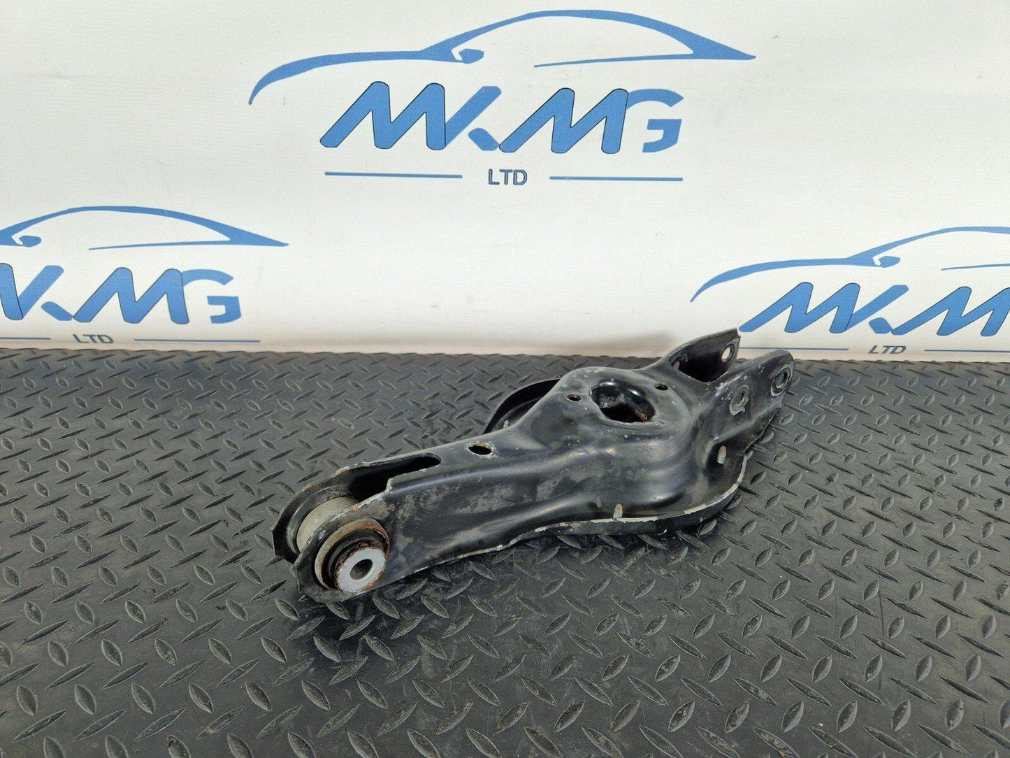 12-18 BMW 3 SERIES F30 LCI REAR WISHBONE ROLL OVER CONTROL ARM 6867540 6867541