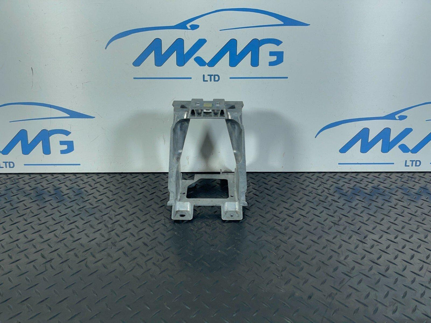 16-22 BMW X1 F48 CENTER ARMREST BRACKET MOUNT 1269312
