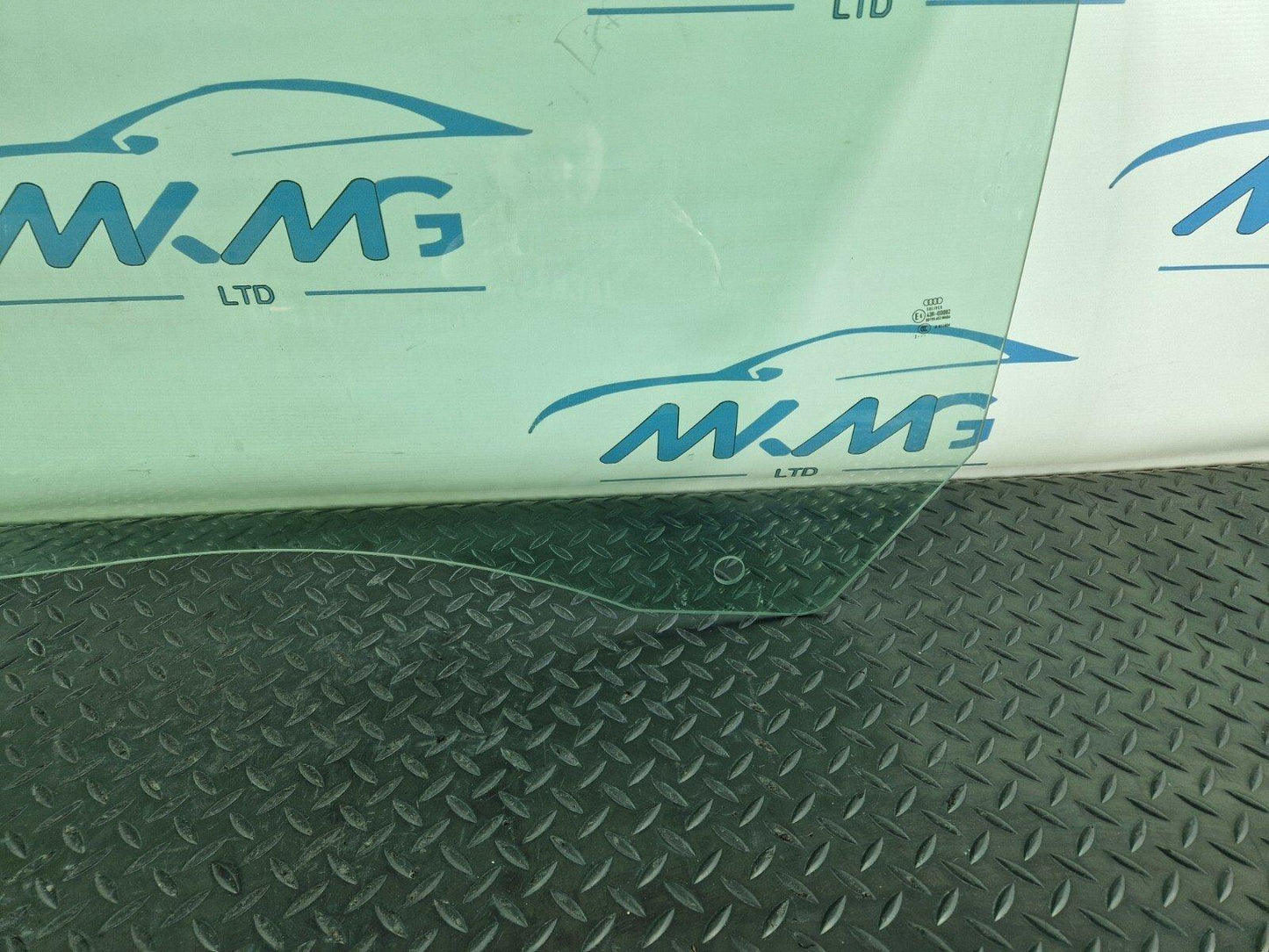 12-17 AUDI S5 CONVERTIBLE FRONT LEFT DOOR WINDOW GLASS