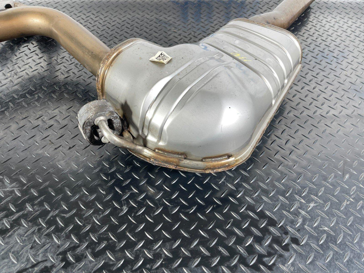 16-23 AUDI A5 F5 SPORTBACK S-LINE REAR EXHAUST MUFFLER SILENCER 8W0253411Q