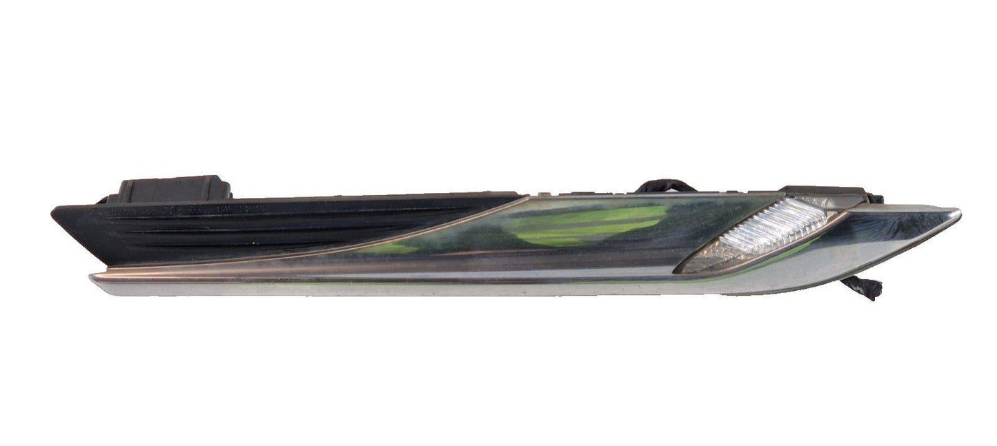 11-18 BMW 6 SERIES F13 WING FENDER INDICATOR LIGHT RIGHT SIDE 7221860 7221862