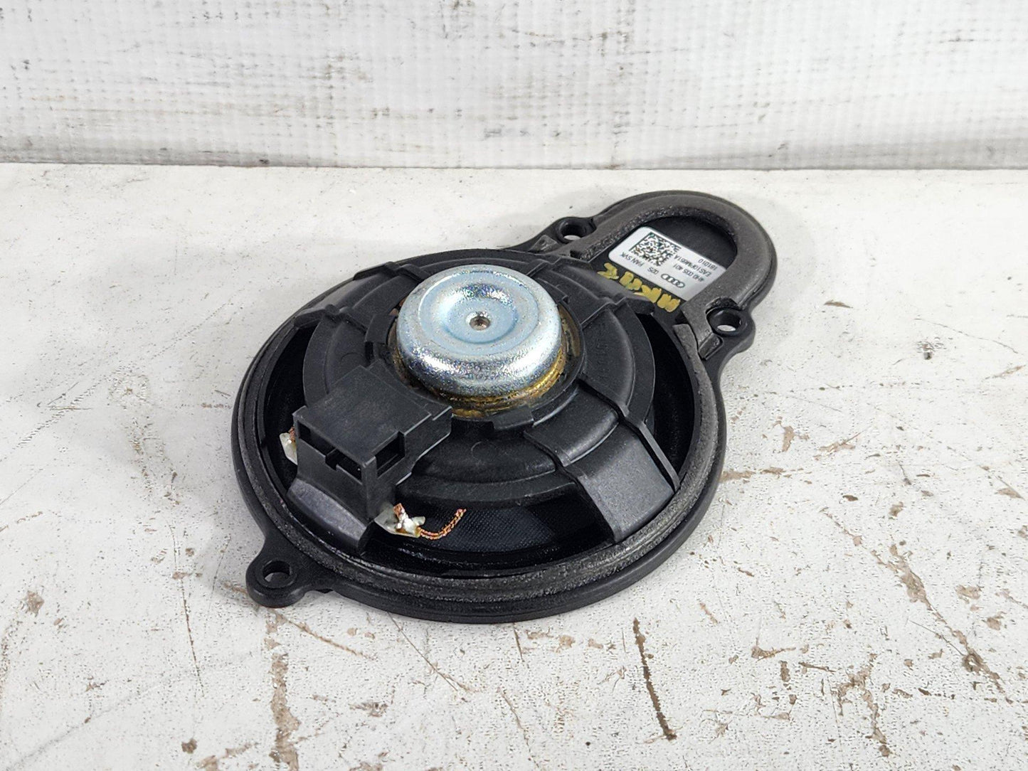Audi A8 4H Genuine Front Centre Dashboard Speaker Trim 4H0035401