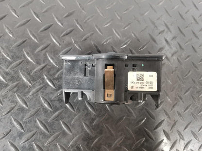 12-18 MERCEDES A B CLA-CLASS W176 W246 C117 GENUINE HEADLIGHT SWITCH A2469050050