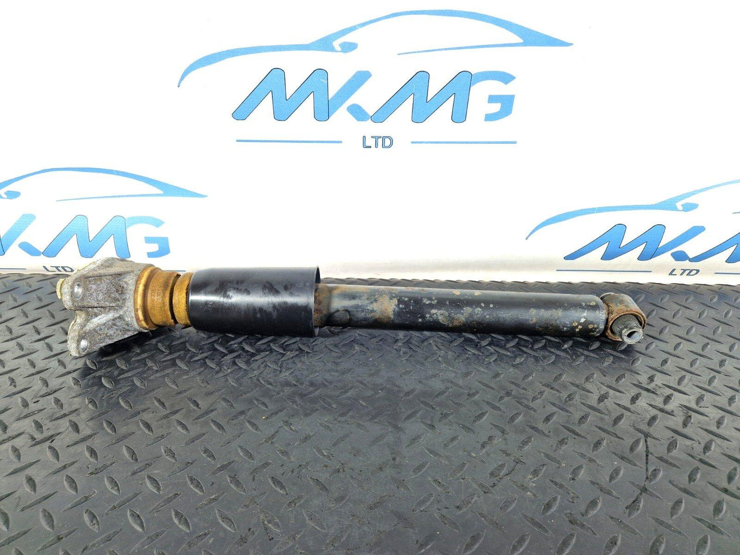 14-16 BMW 2 SERIES F22 GENUINE REAR RIGHT & LEFT SHOCK ABSORBER 6880946 6857730