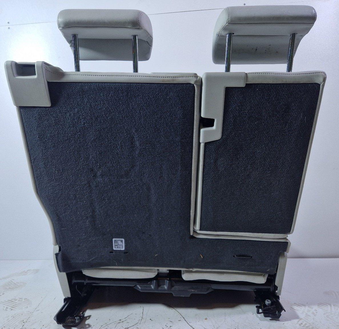 14-19 LAND ROVER L550 DISCOVERY SPORT 2ND ROW LEFT & MIDDLE SEAT SET IN GREY