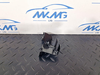 19-ON MERCEDES BENZ CLA C118 REAR RIGHT LOAD COMPARTMENT BRACKET A1776802203