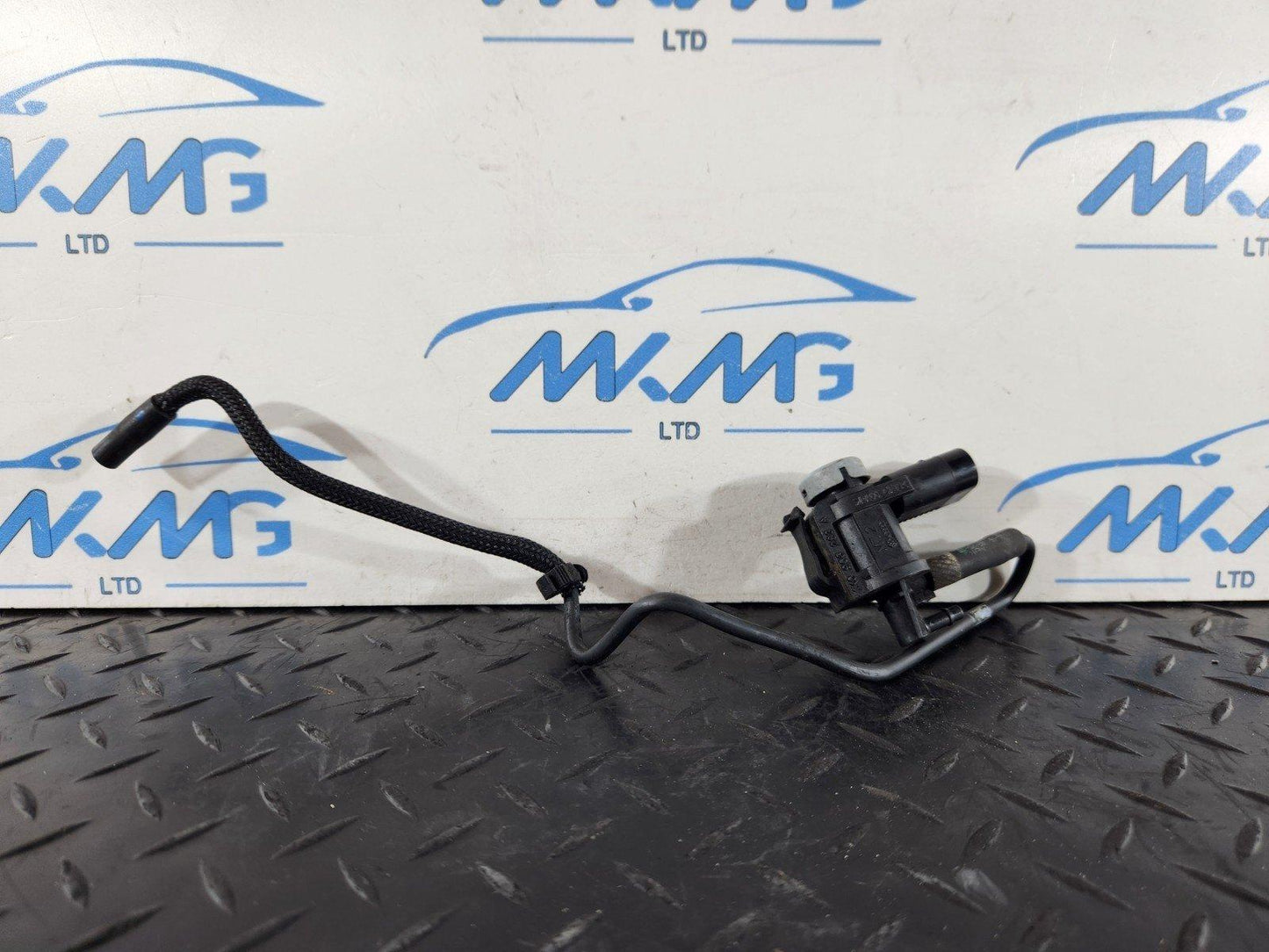 16-20 AUDI Q7 4M V6 3.0TDI CRT VACUUM PIPE LINE 059131377F 1K0906283A
