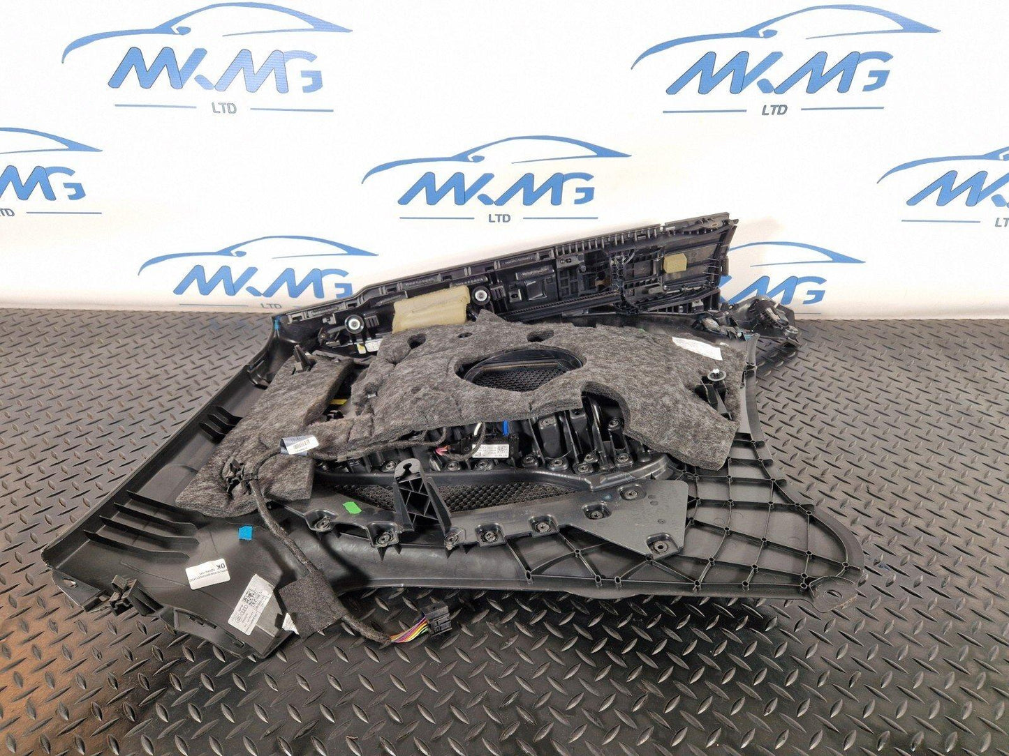 16-24 AUDI A5 F5 S-LINE CONVERTIBLE REAR LEFT SIDE PANEL TRIM 8W7868605