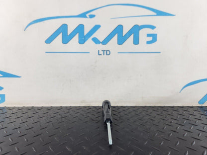 16-20 AUDI Q7 4M GENUINE BOOT TOOLKIT