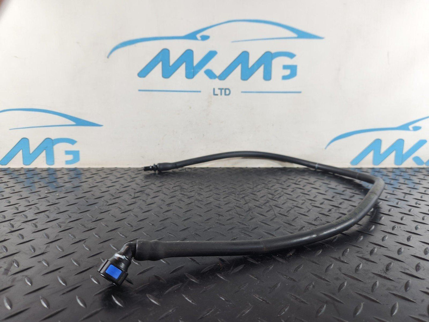 16-20 AUDI Q7 4M GENUINE HEADLIGHT WASHER HOSE 4M0955667