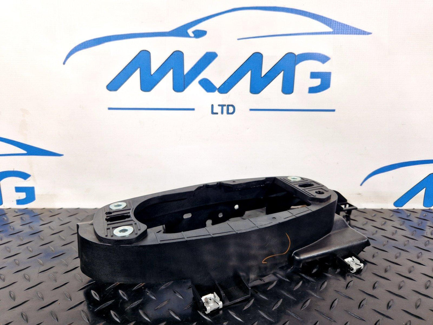 16-19 AUDI A4 B9 AVANT GENUINE GEARSTICK MOUNTING PLATE BRACKET 8W0863531