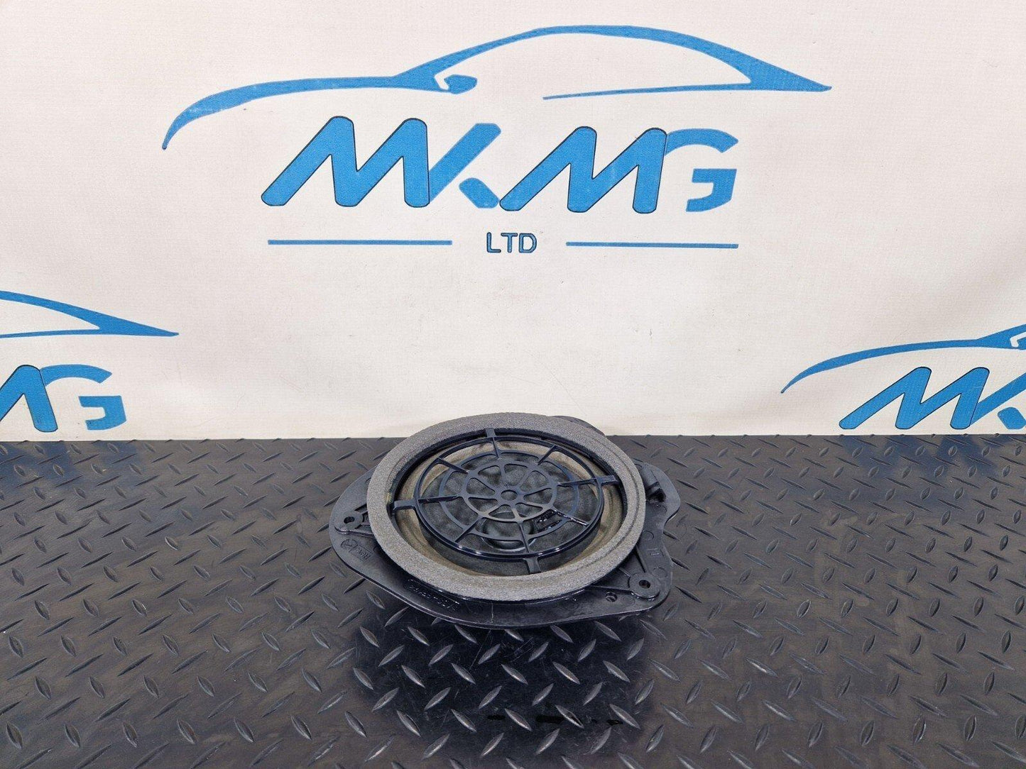16-24 AUDI A5 F5 GENUINE REAR SIDE PANEL SOUND SPEAKER 8W6035411