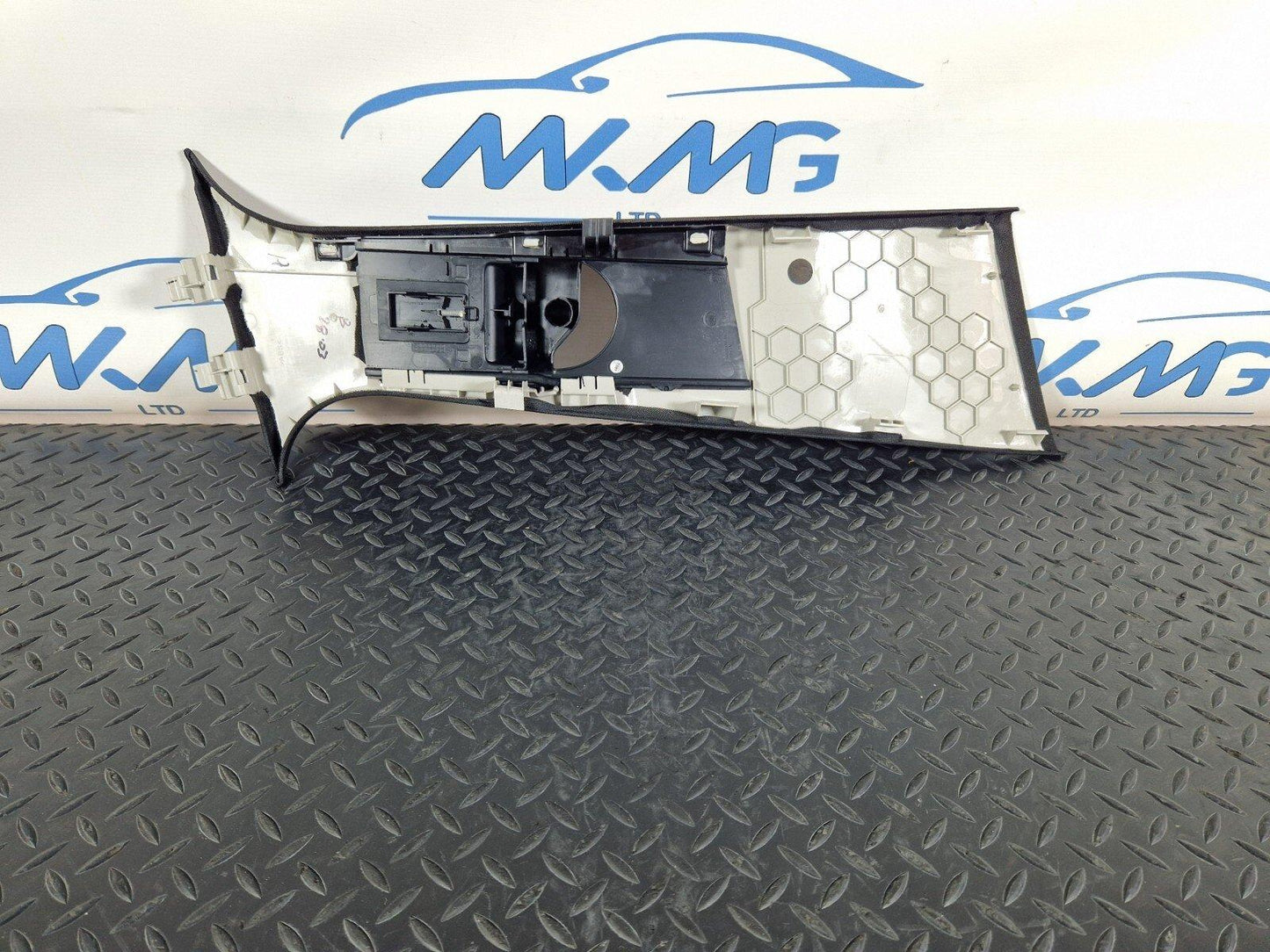 14-21 MERCEDES BENZ C200 W205 PASSENGER SIDE B PILLAR COVER A2056900930