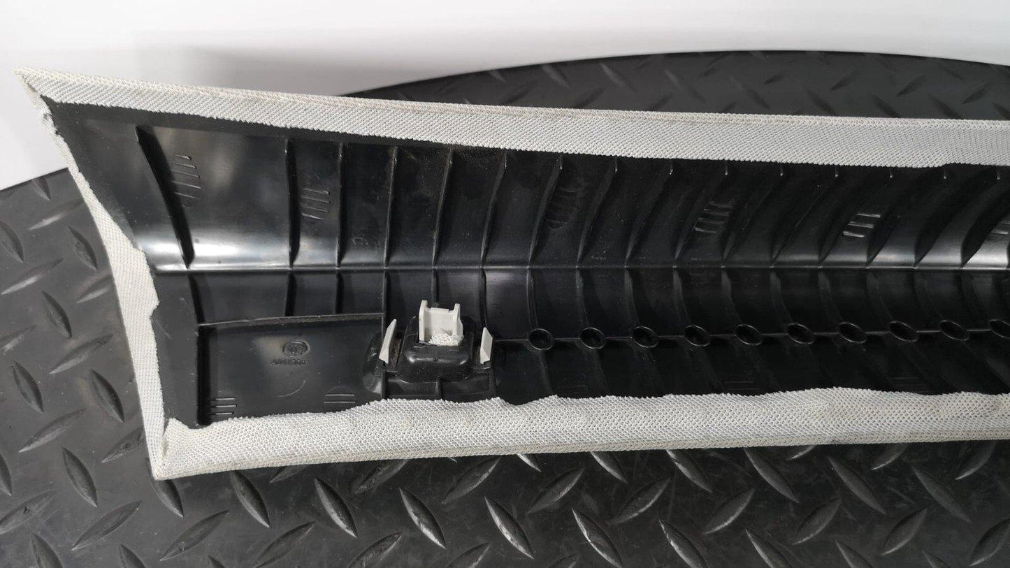 13-19 MERCEDES BENZ CLA W117 C117 FRONT LEFT PASSENGER SIDE A -PILLAR TRIM *B115