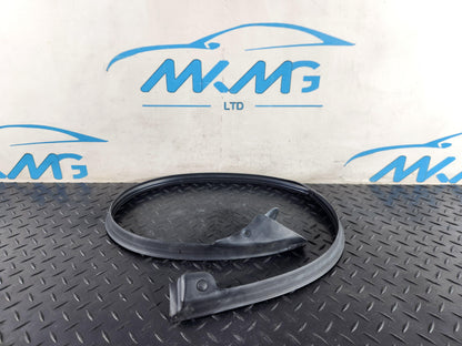Land Rover Range Rover Evoque L551 SUV Front Right Door Rubber Seal K8D2-20518-A