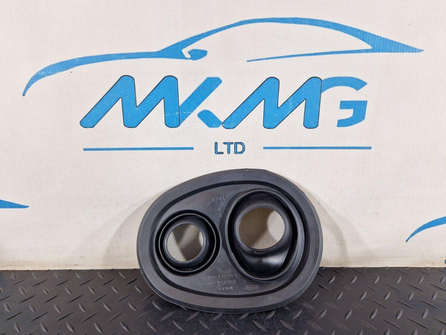 11-19 MERCEDES BENZ ML W166 GENUINE FUEL TANK RUBBER GASKET SEAL  A1664710180