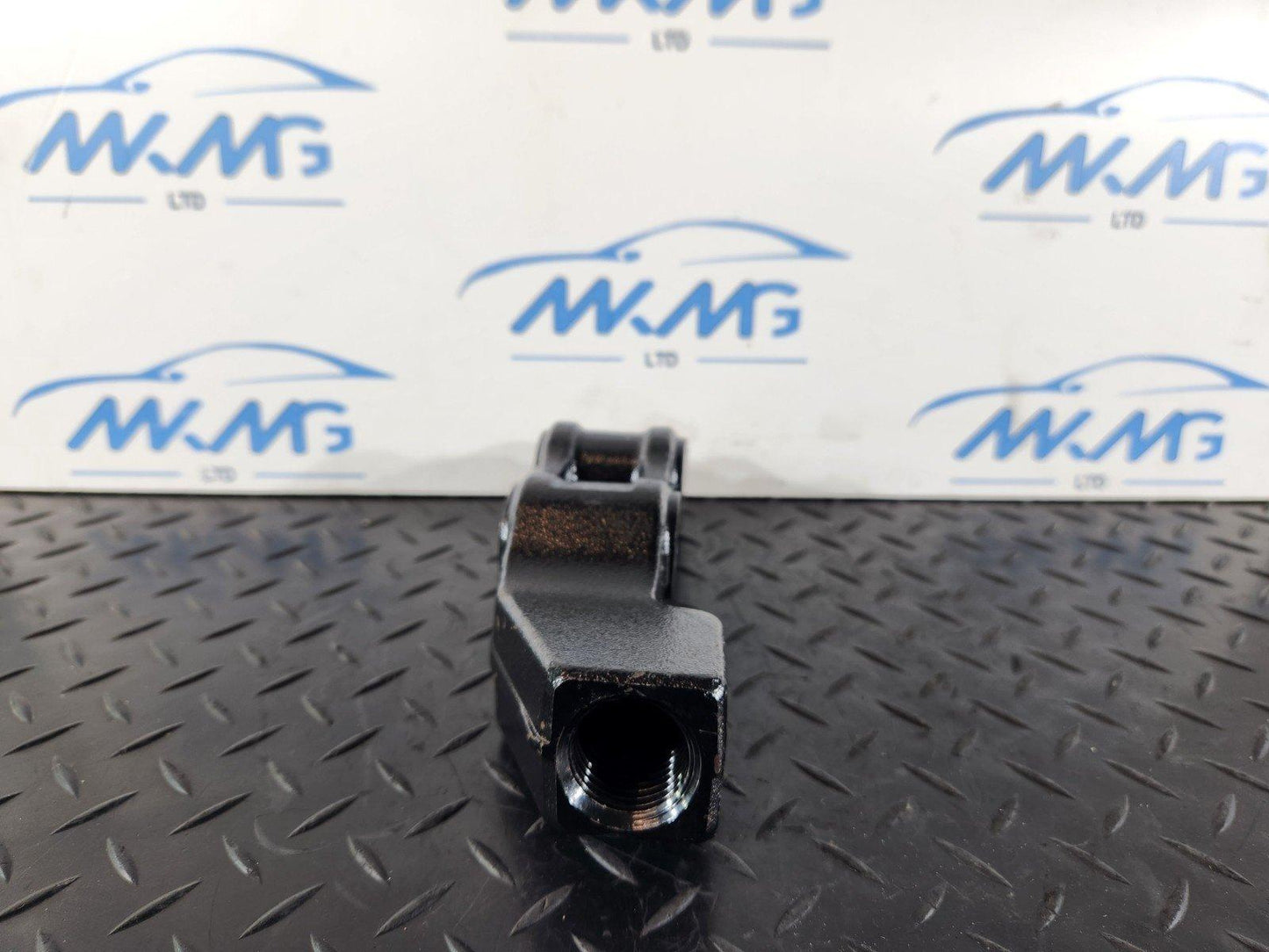 19-ON RANGE ROVER EVOQUE L551 MOUNTING BRACKET K8D2-17K753-A