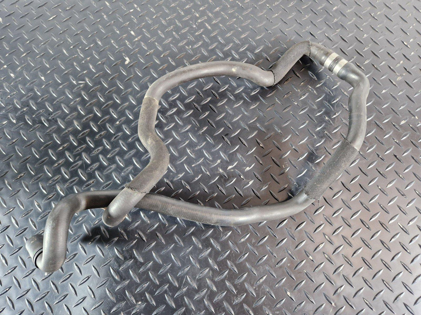 16-19 MERCEDES BENZ GLE W166 GENUINE ENGINE COOLANT PIPE A1665063135