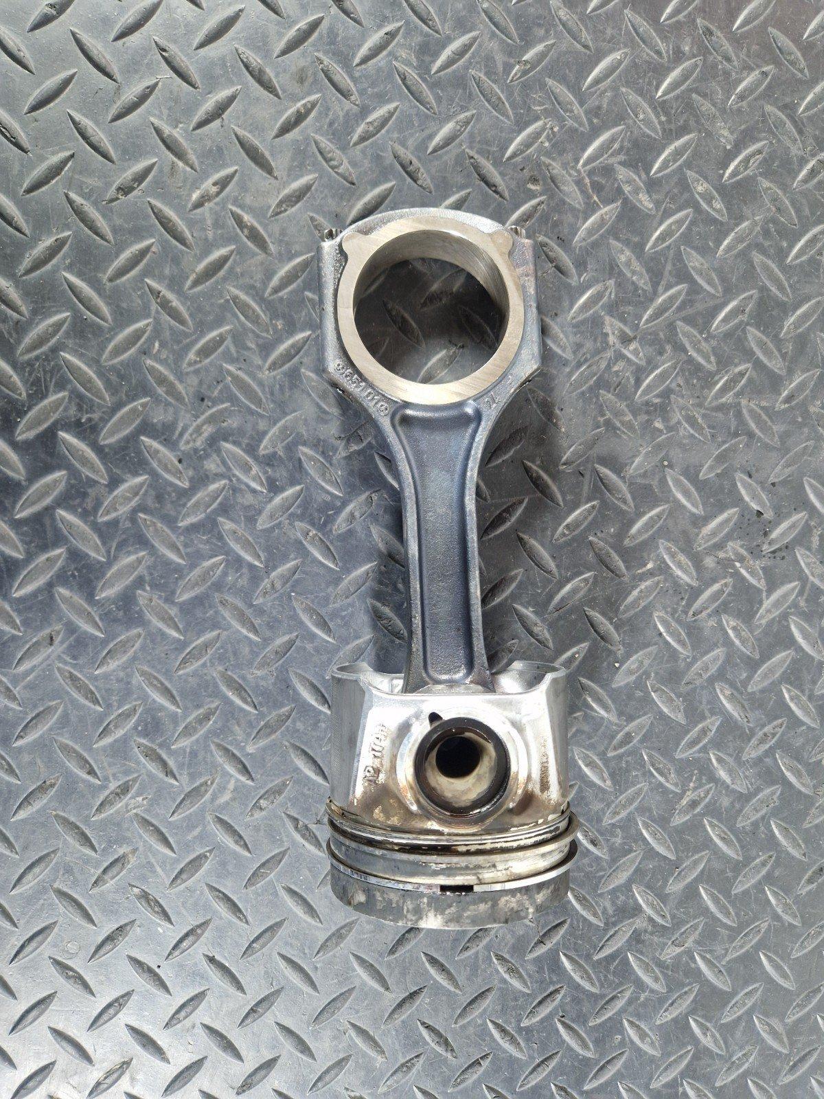 12-18 MERCEDES A B CLA-W176 W246 C117 OEM 1.8/2.1 CDI OM651 PISTON & CON ROD (2)