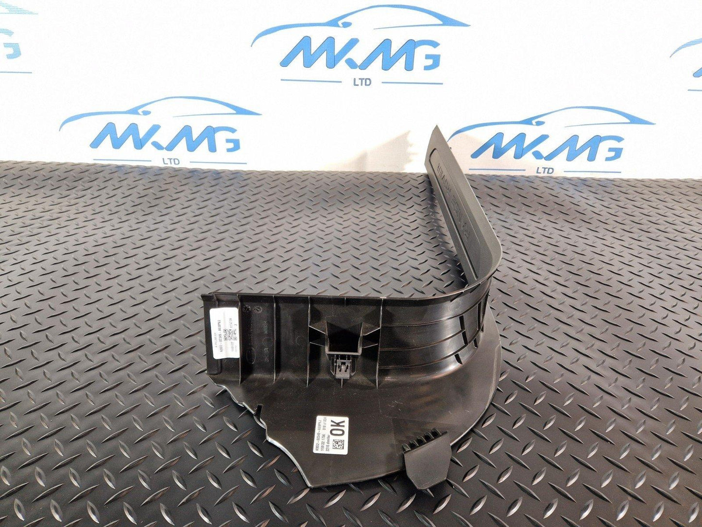 19-ON RANGE ROVER EVOQUE L551 LEFT O/S SIDE A PILLAR STEP TRIM K8D202349AE