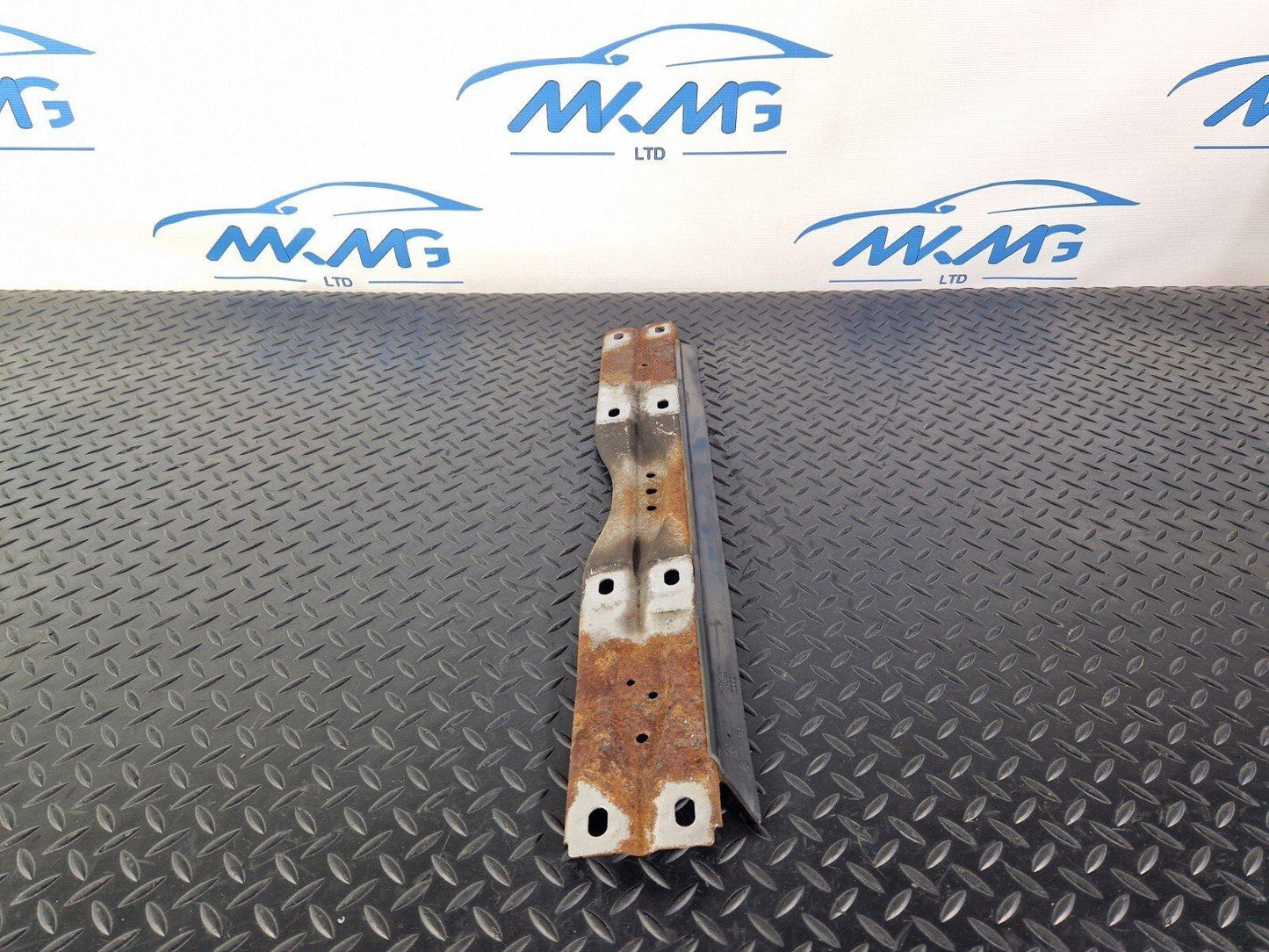 12-18 AUDI A6 C7 GENUINE OEM UNDERBODY FLOOR PLATE CONNECTING STRUT 4G0803183