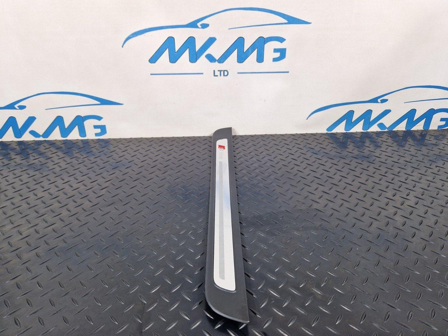 10-18 AUDI A7 4G S-LINE GENUINE OEM RIGHT FRONT ENTRY STRIP 4G8853374