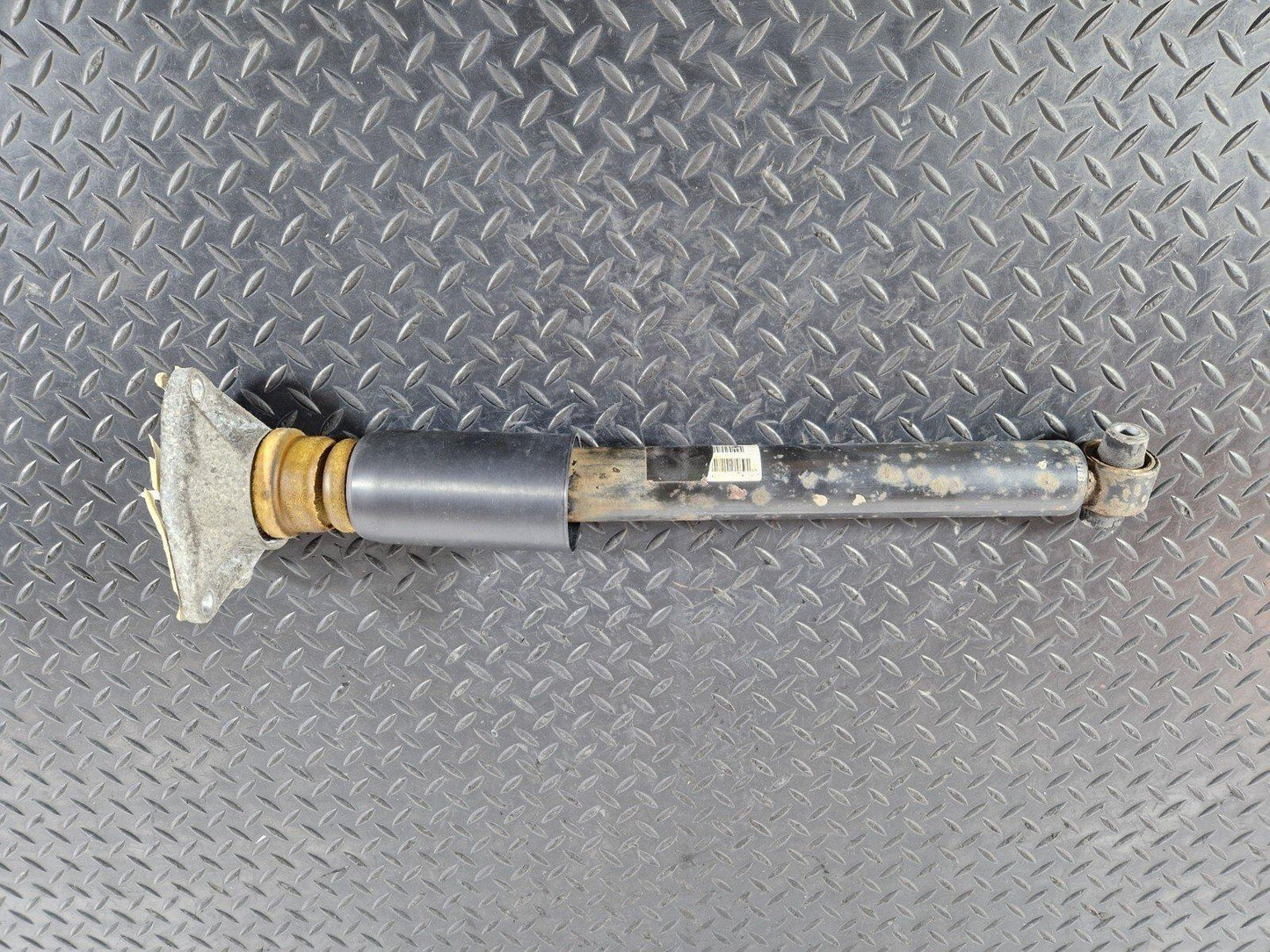 14-16 BMW 2 SERIES F22 GENUINE REAR RIGHT & LEFT SHOCK ABSORBER 6880946 6857730