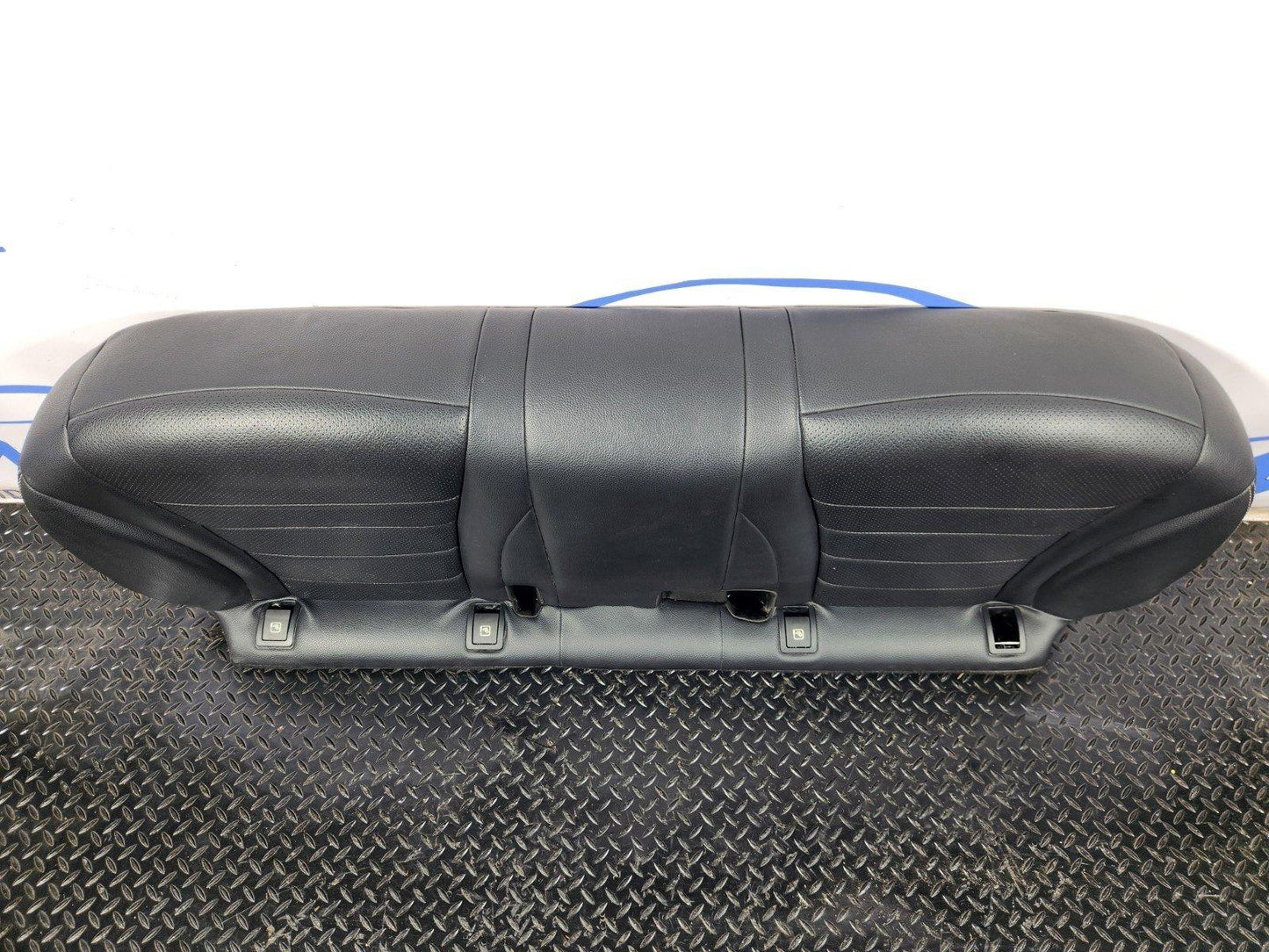 16-22 MERCEDES BENZ X253 GENUINE REAR SEAT BENCH CUSHION LOWER TRIM LEATHER