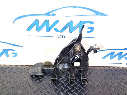 18-ON MERCEDES BENZ SPRINTER W907 BRAKE PEDAL ASSEMBLY A9102900000