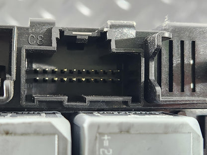 Land Rover Range Rover Evoque L551 Passenger Side Fuse Box M8D2-14A073-BA