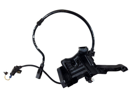 19-ON MERCEDES B CLASS W247 FRONT RIGHT BRAKE HYDRAULIC LINE BRACKET A1774214600