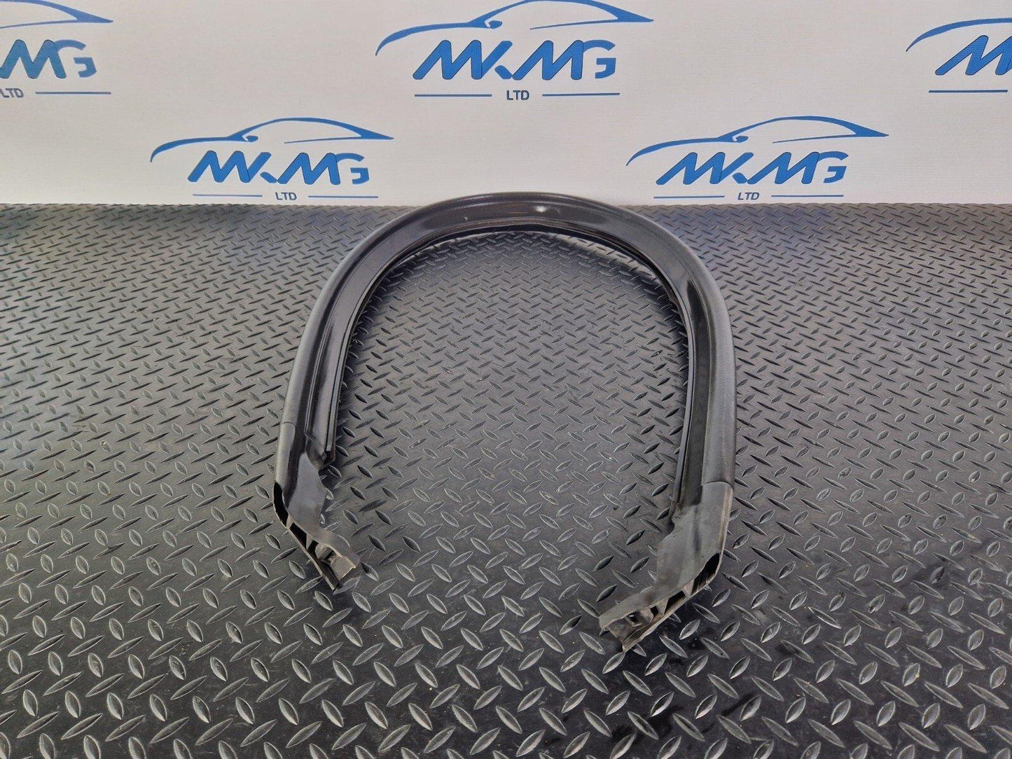 14-23 MERCEDES BENZ VITO W447  BONNET RUBBER SEAL GASKET A4478310042