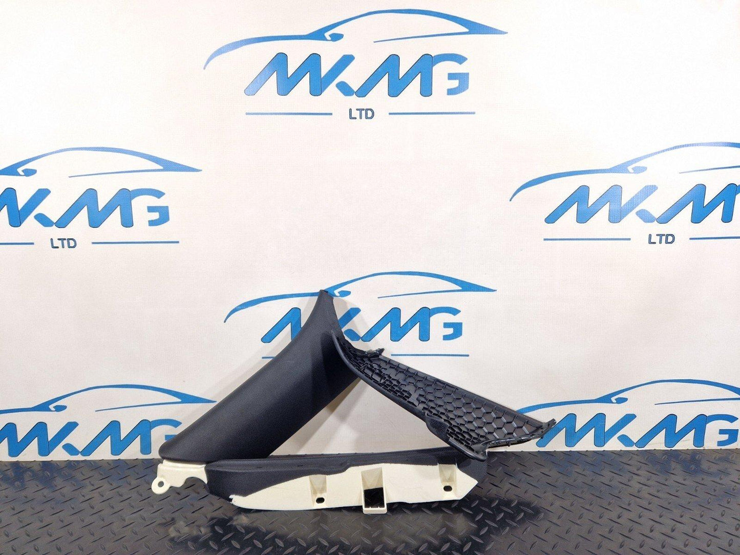 12-18 AUDI A6 C7 GENUINE LEFT PASSENGER SIDE C-PILLAR TRIM COVER 4G5867287