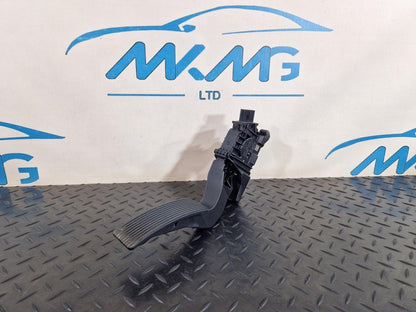 18-ON MERCEDES BENZ A CLASS W177 GENUINE ACCELERATOR THROTTLE PEDAL A1773002000
