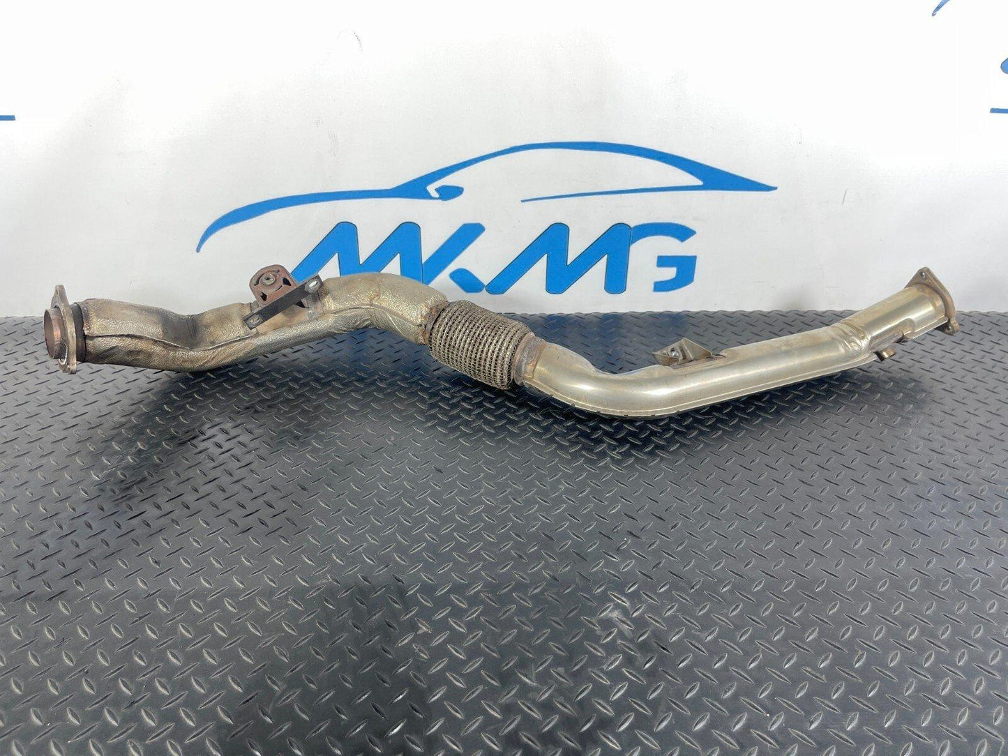 16-19 AUDI A4 B9 2.0TDI GENUINE EXHAUST FLEXI DOWN PIPE 8W0253300AN