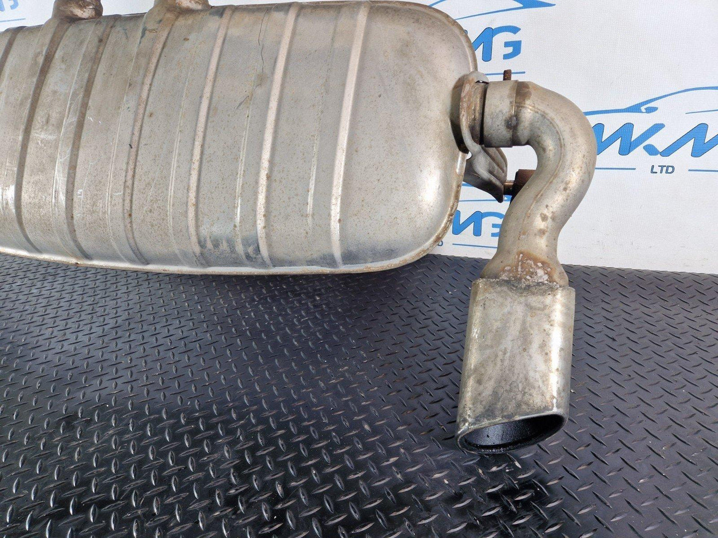 10-15 AUDI Q7 4L 3.0 TDI GENUINE EXHAUST REAR SILENCER BOX 7L8253609AG