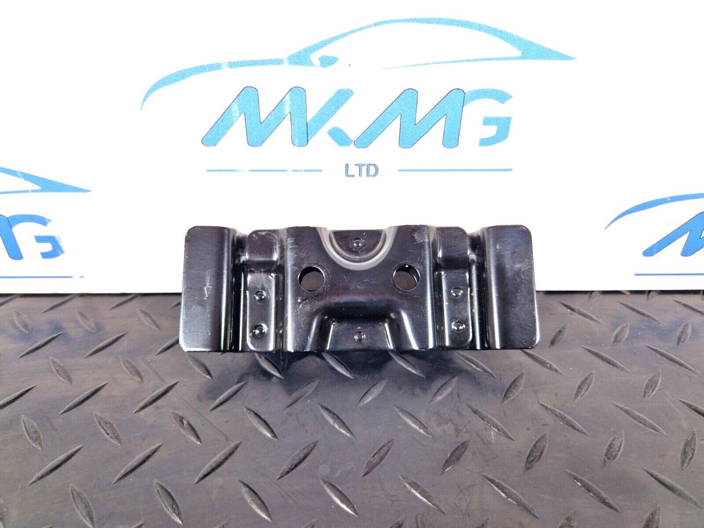 10-18 AUDI A7 4G S-LINE GENUINE OEM MOUNTING TIE DOWN EYE 4G8813383