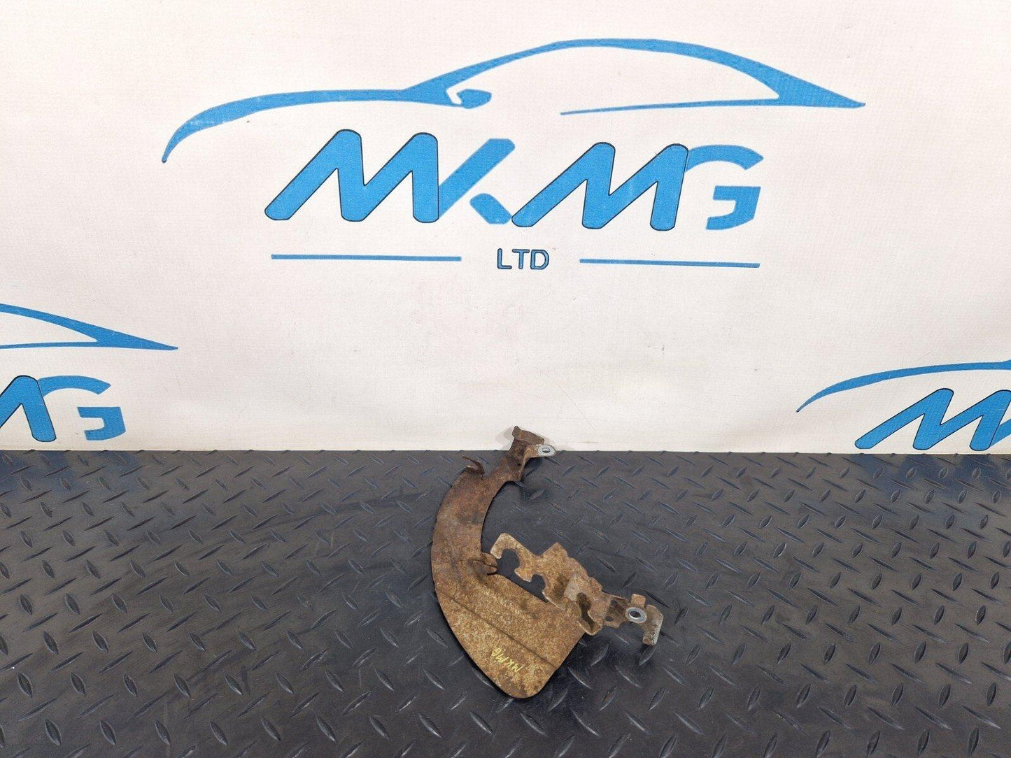 14-21 MERCEDES-BENZ C-CLASS C250D W205 REAR RIGHT MOUNTING BRACKET A2055467480